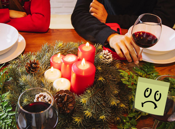 table de Noël trop chargée