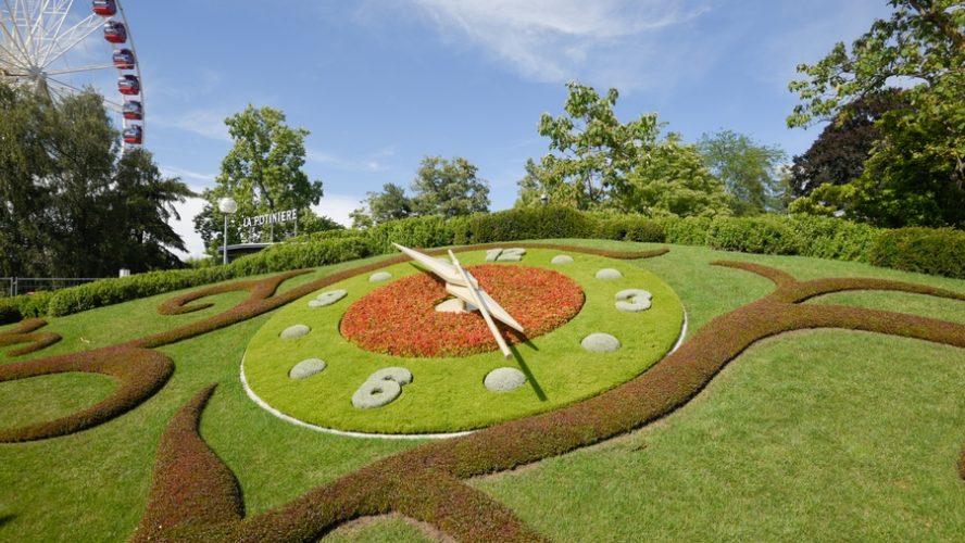 geneva garden clock