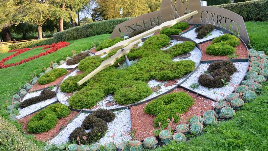 plant clock Vienna garden