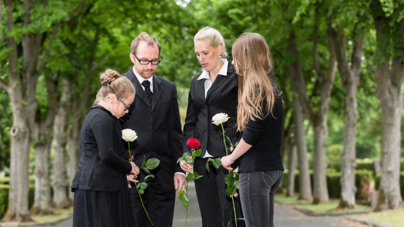 Quelles fleurs envoyer pour un deuil ?